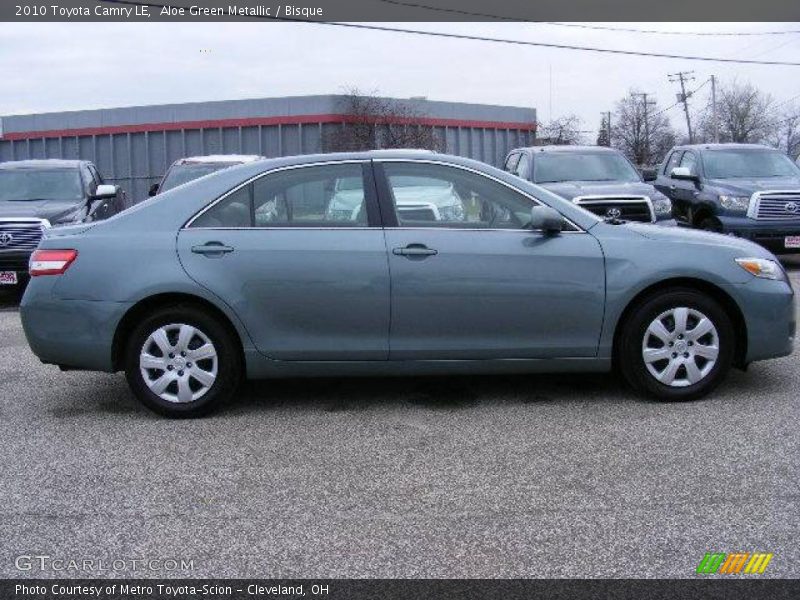 Aloe Green Metallic / Bisque 2010 Toyota Camry LE