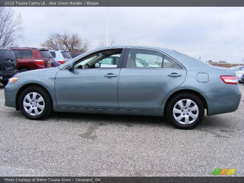 Aloe Green Metallic / Bisque 2010 Toyota Camry LE