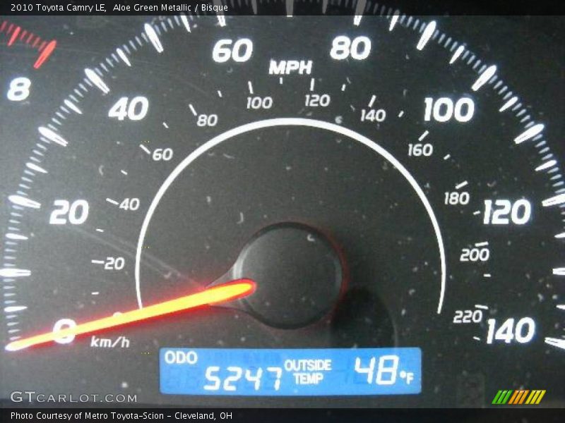 Aloe Green Metallic / Bisque 2010 Toyota Camry LE