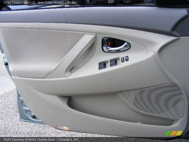 Aloe Green Metallic / Bisque 2010 Toyota Camry LE