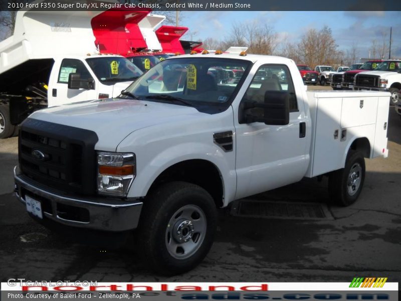 Oxford White / Medium Stone 2010 Ford F350 Super Duty XL Regular Cab Chassis
