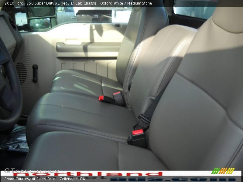 Oxford White / Medium Stone 2010 Ford F350 Super Duty XL Regular Cab Chassis