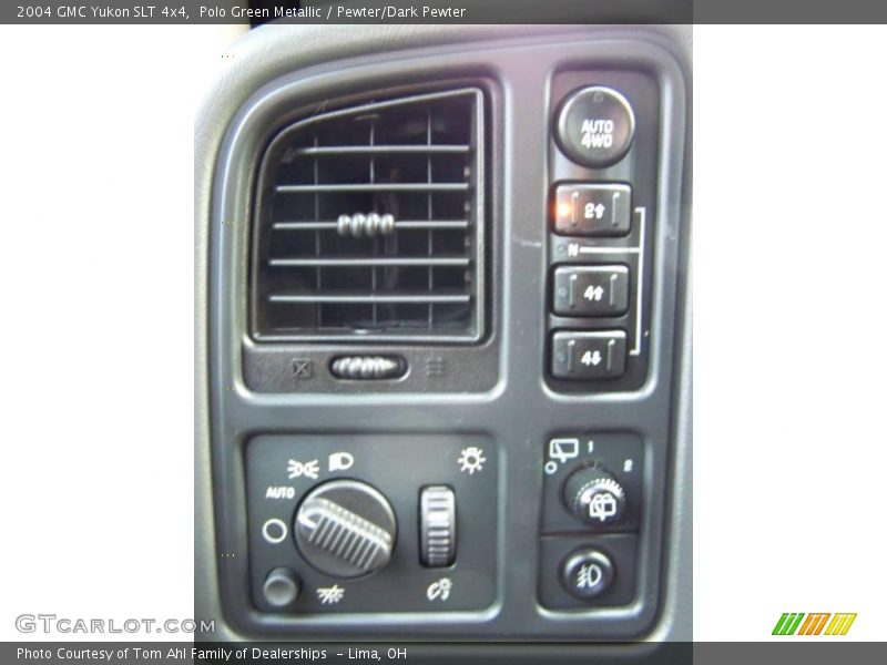 Polo Green Metallic / Pewter/Dark Pewter 2004 GMC Yukon SLT 4x4