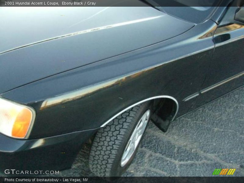 Ebony Black / Gray 2001 Hyundai Accent L Coupe