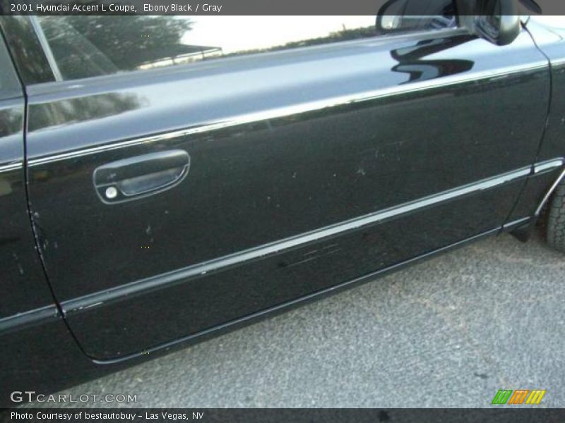 Ebony Black / Gray 2001 Hyundai Accent L Coupe