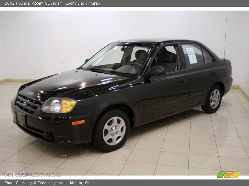 Ebony Black / Gray 2003 Hyundai Accent GL Sedan