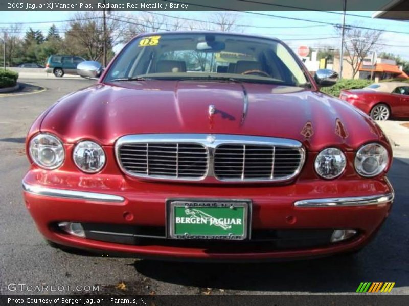 Radiance Red Metallic / Barley 2005 Jaguar XJ Vanden Plas
