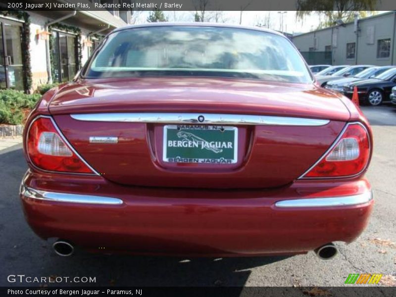 Radiance Red Metallic / Barley 2005 Jaguar XJ Vanden Plas