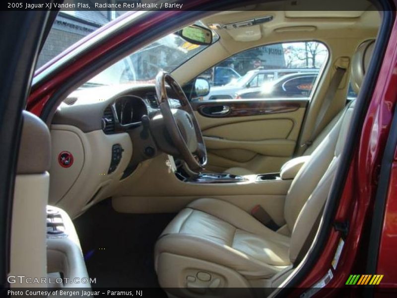 Radiance Red Metallic / Barley 2005 Jaguar XJ Vanden Plas