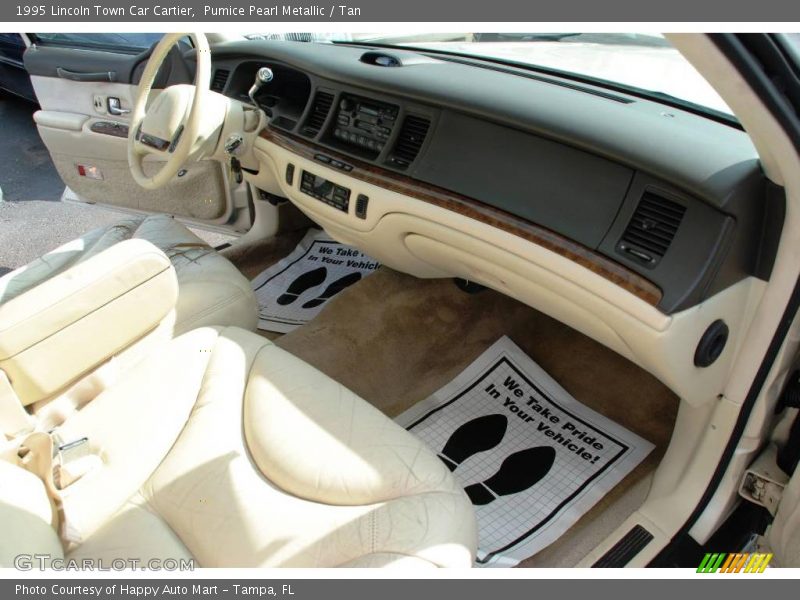 Pumice Pearl Metallic / Tan 1995 Lincoln Town Car Cartier