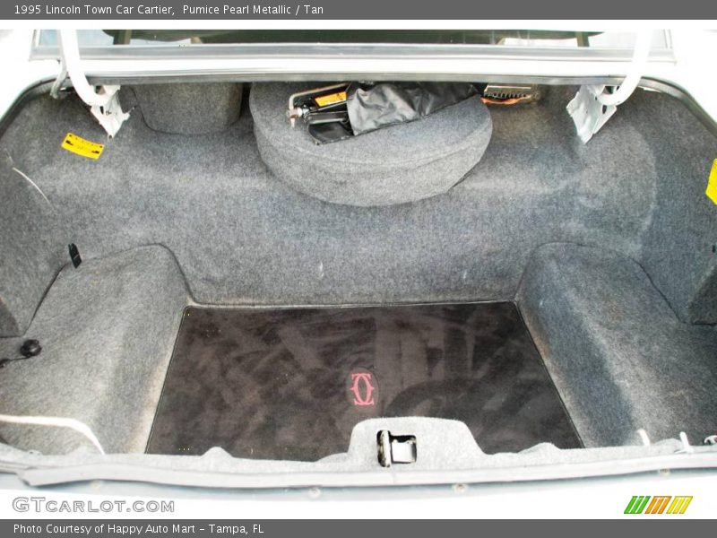 Pumice Pearl Metallic / Tan 1995 Lincoln Town Car Cartier