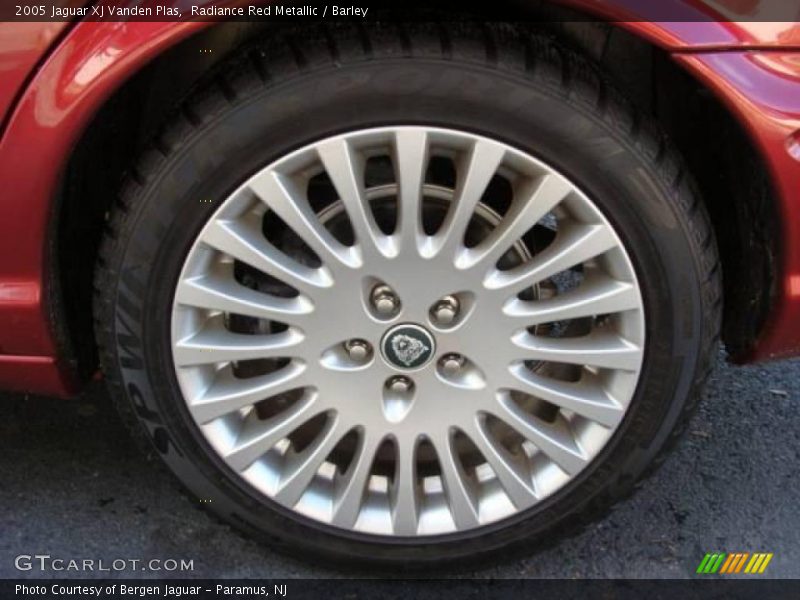 Radiance Red Metallic / Barley 2005 Jaguar XJ Vanden Plas