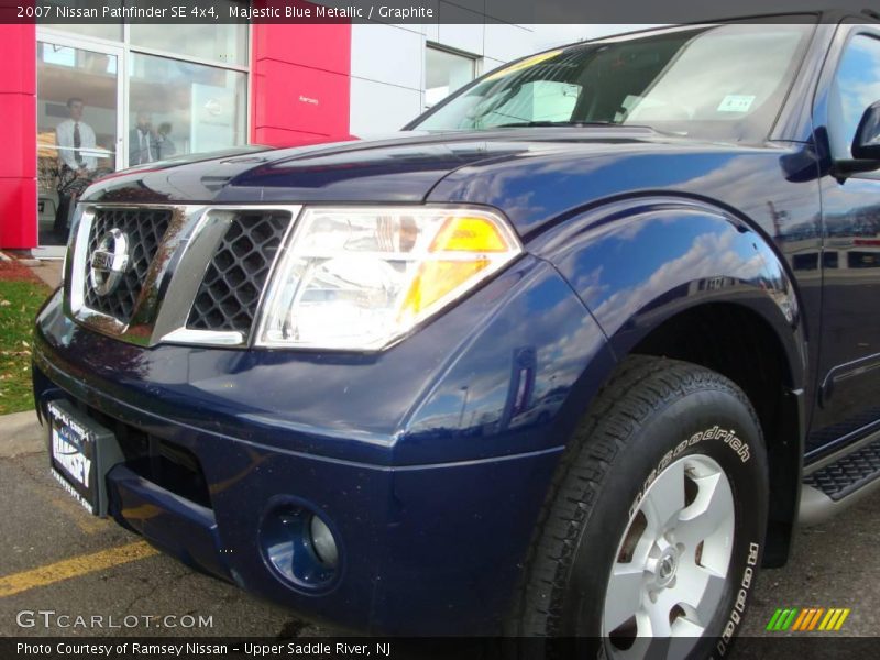 Majestic Blue Metallic / Graphite 2007 Nissan Pathfinder SE 4x4