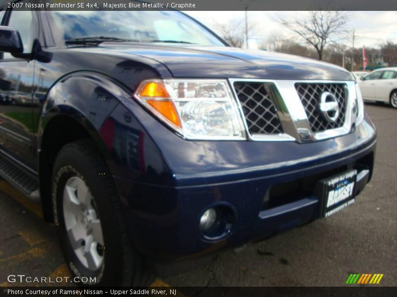 Majestic Blue Metallic / Graphite 2007 Nissan Pathfinder SE 4x4