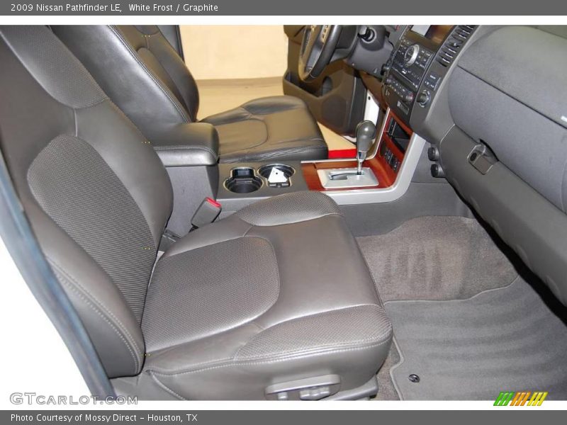 White Frost / Graphite 2009 Nissan Pathfinder LE