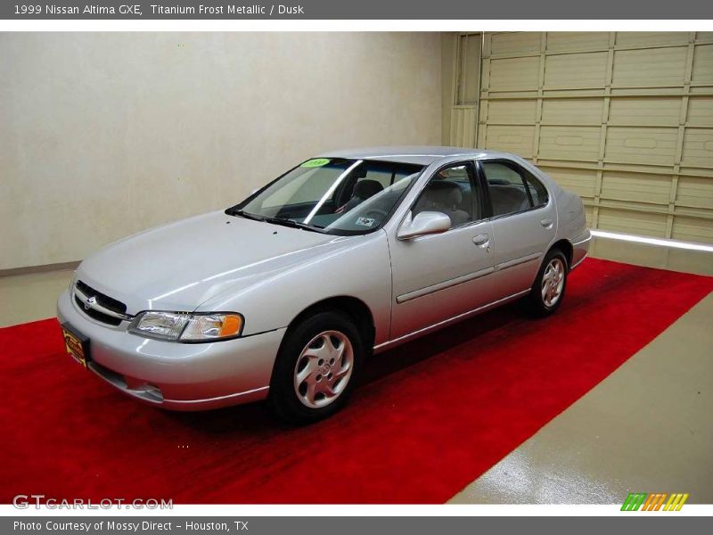 Titanium Frost Metallic / Dusk 1999 Nissan Altima GXE