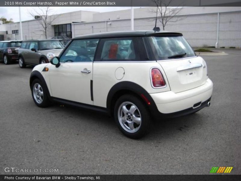 Pepper White / Grey/Carbon Black 2010 Mini Cooper Hardtop