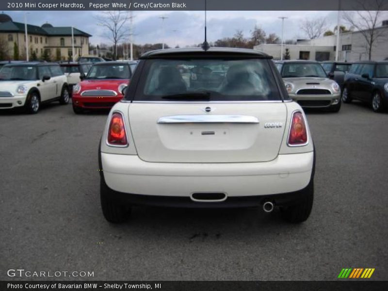 Pepper White / Grey/Carbon Black 2010 Mini Cooper Hardtop