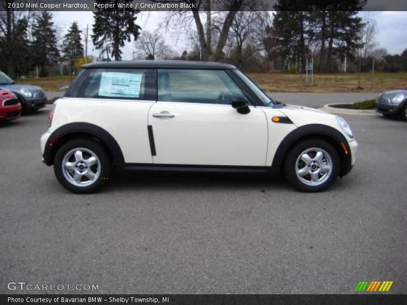 Pepper White / Grey/Carbon Black 2010 Mini Cooper Hardtop