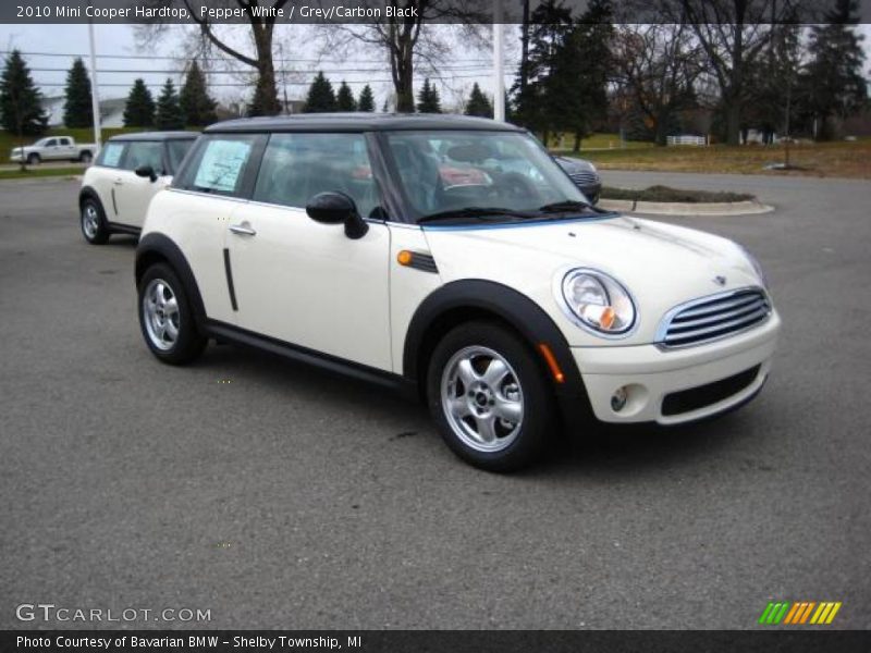 Pepper White / Grey/Carbon Black 2010 Mini Cooper Hardtop