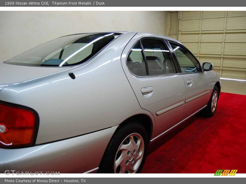 Titanium Frost Metallic / Dusk 1999 Nissan Altima GXE