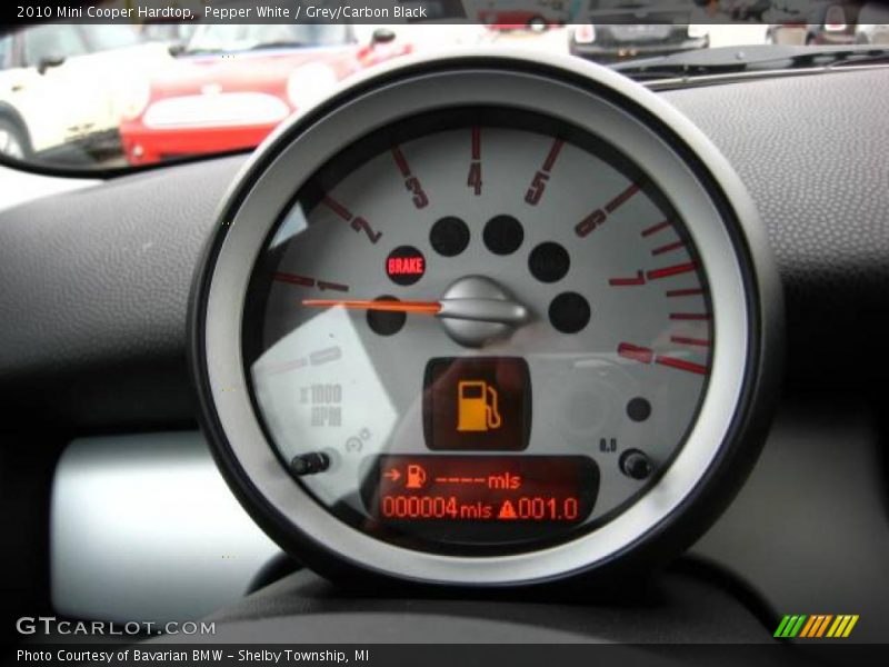Pepper White / Grey/Carbon Black 2010 Mini Cooper Hardtop