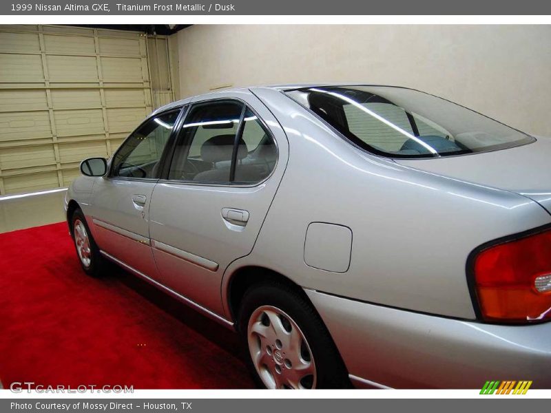 Titanium Frost Metallic / Dusk 1999 Nissan Altima GXE