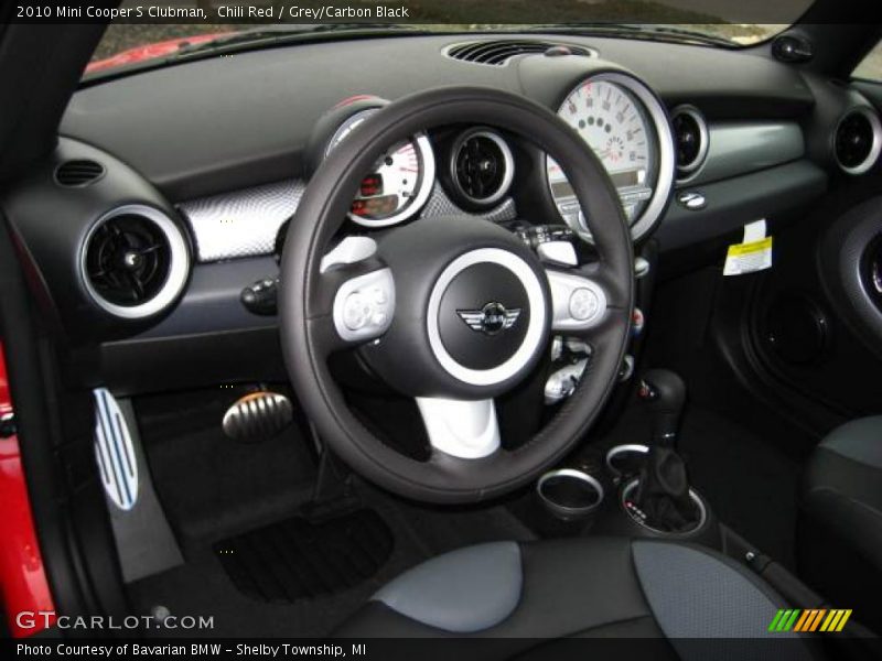 Chili Red / Grey/Carbon Black 2010 Mini Cooper S Clubman
