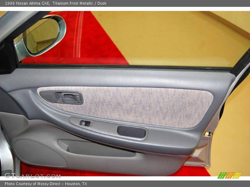 Titanium Frost Metallic / Dusk 1999 Nissan Altima GXE