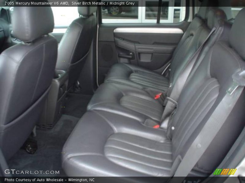 Silver Birch Metallic / Midnight Grey 2005 Mercury Mountaineer V6 AWD