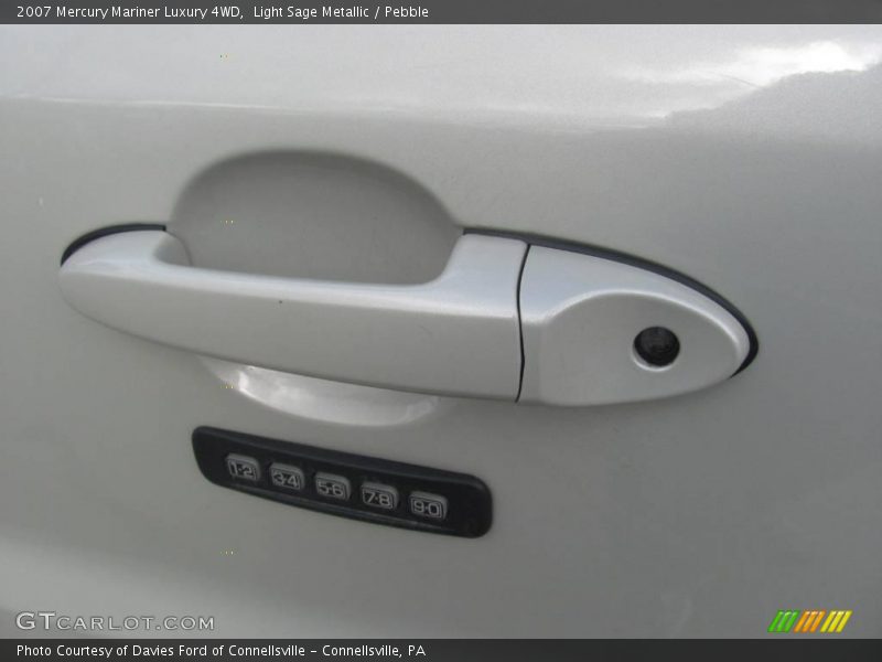 Light Sage Metallic / Pebble 2007 Mercury Mariner Luxury 4WD