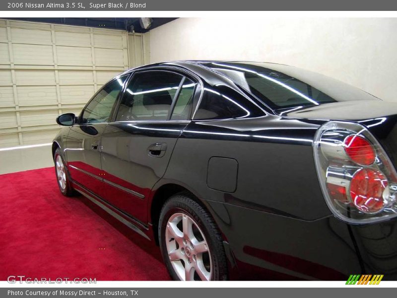 Super Black / Blond 2006 Nissan Altima 3.5 SL