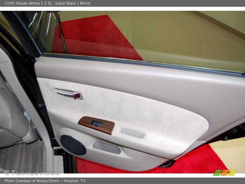 Super Black / Blond 2006 Nissan Altima 3.5 SL
