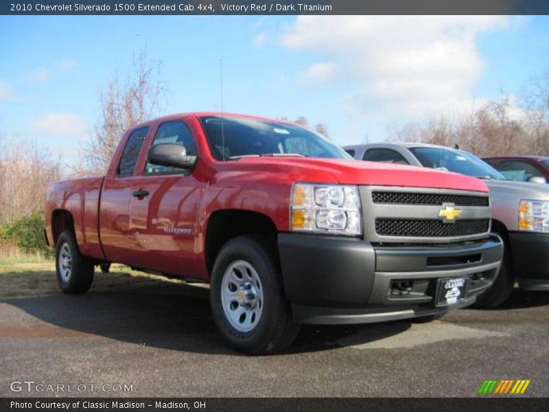 Victory Red / Dark Titanium 2010 Chevrolet Silverado 1500 Extended Cab 4x4