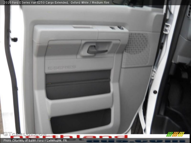 Oxford White / Medium Flint 2010 Ford E Series Van E250 Cargo Extended
