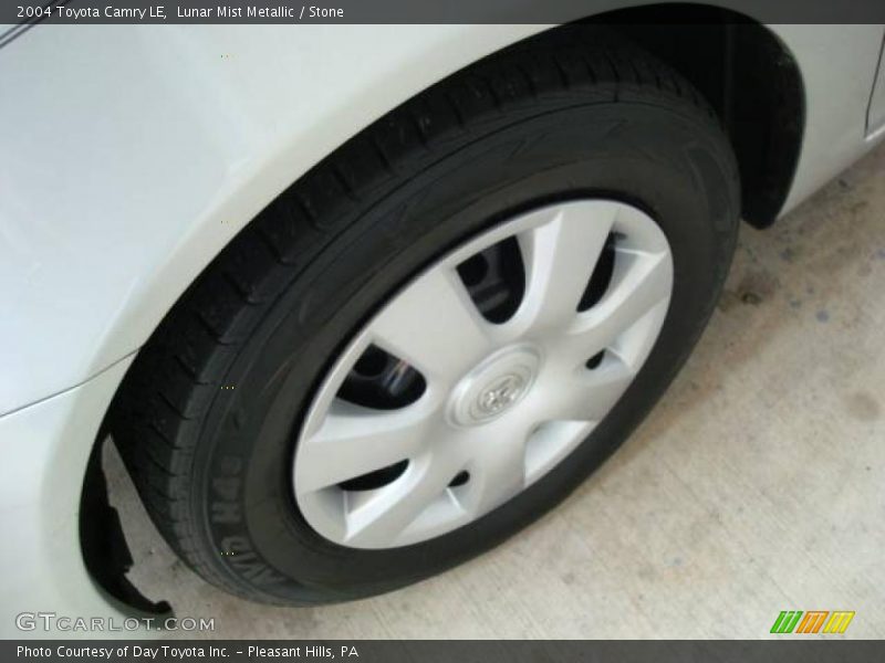 Lunar Mist Metallic / Stone 2004 Toyota Camry LE
