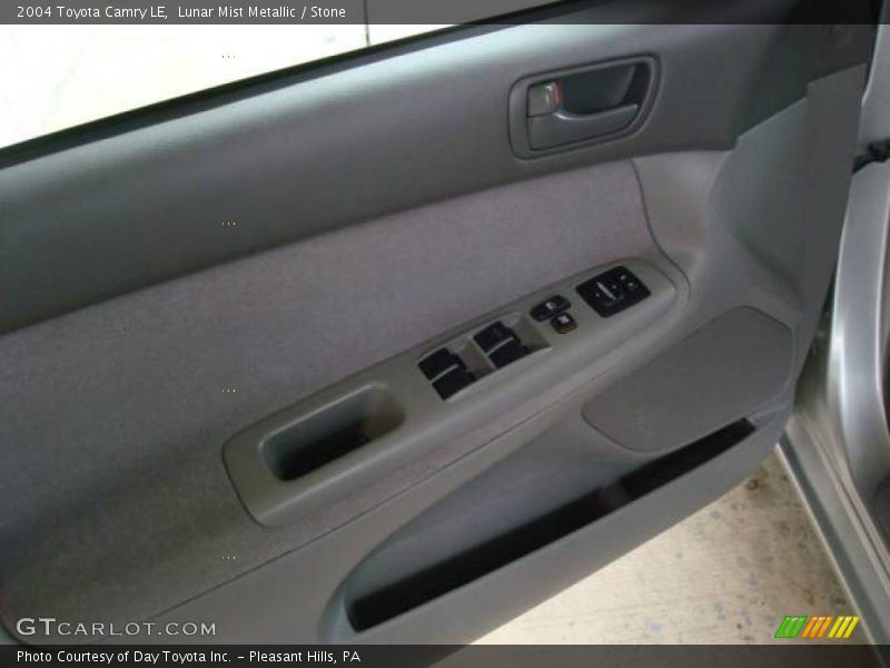 Lunar Mist Metallic / Stone 2004 Toyota Camry LE