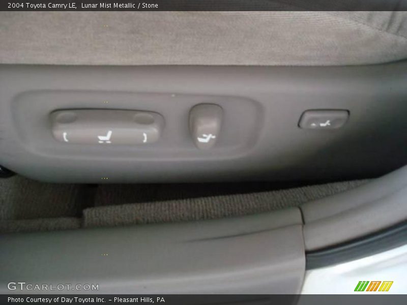 Lunar Mist Metallic / Stone 2004 Toyota Camry LE