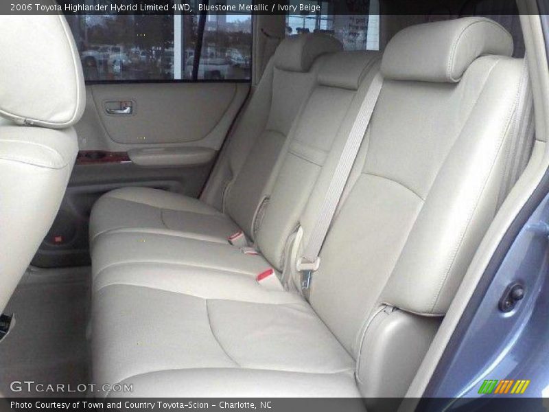 Bluestone Metallic / Ivory Beige 2006 Toyota Highlander Hybrid Limited 4WD