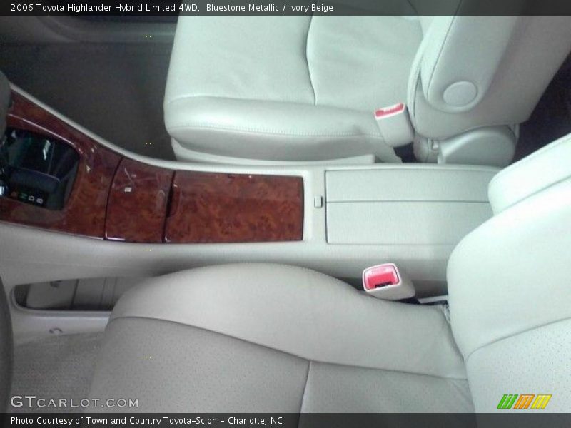 Bluestone Metallic / Ivory Beige 2006 Toyota Highlander Hybrid Limited 4WD