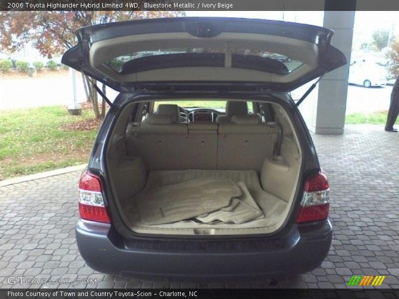 Bluestone Metallic / Ivory Beige 2006 Toyota Highlander Hybrid Limited 4WD