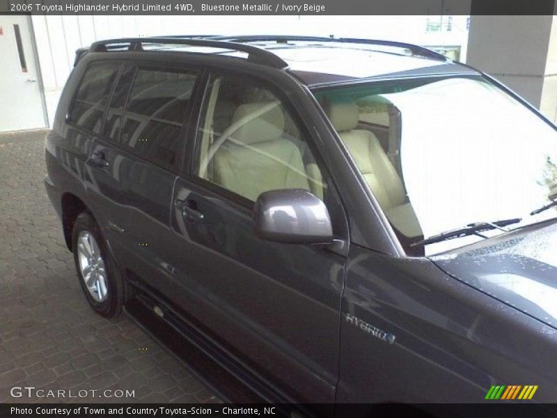 Bluestone Metallic / Ivory Beige 2006 Toyota Highlander Hybrid Limited 4WD
