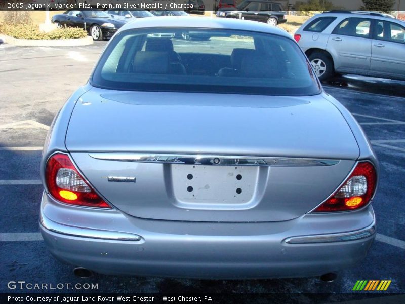 Platinum Silver Metallic / Charcoal 2005 Jaguar XJ Vanden Plas