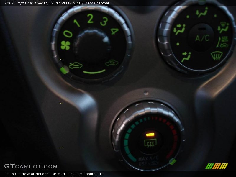 Silver Streak Mica / Dark Charcoal 2007 Toyota Yaris Sedan