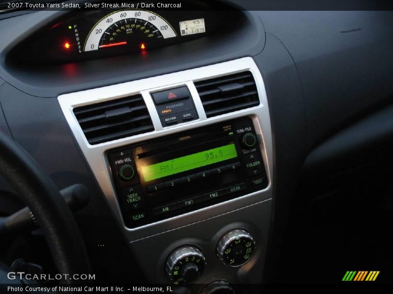Silver Streak Mica / Dark Charcoal 2007 Toyota Yaris Sedan