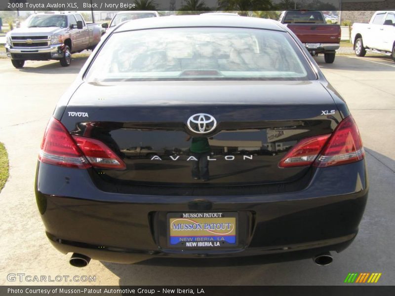 Black / Ivory Beige 2008 Toyota Avalon XLS