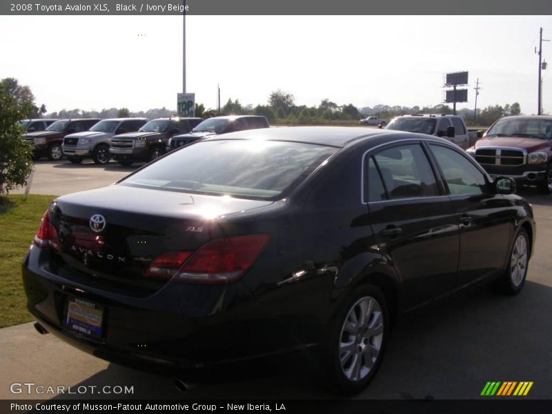 Black / Ivory Beige 2008 Toyota Avalon XLS