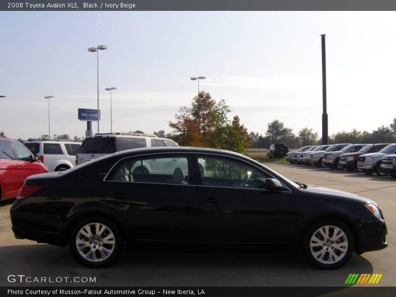 Black / Ivory Beige 2008 Toyota Avalon XLS