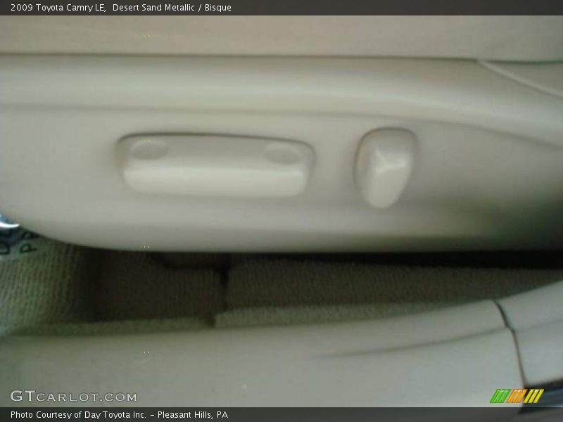 Desert Sand Metallic / Bisque 2009 Toyota Camry LE