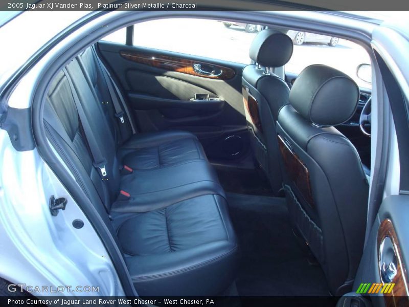Platinum Silver Metallic / Charcoal 2005 Jaguar XJ Vanden Plas